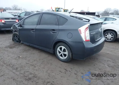 2015 Toyota Prius Two z USA, uszkodzony, nr VIN JTDKN3DU5F0399666